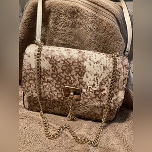 NWOT DKNY CLEO MEDIUM SHOULDER FLAP BAG CROSSBODY PURSE